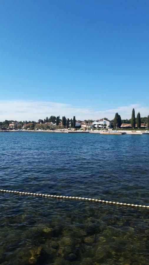 Apartments Residence V Porec Esterno foto